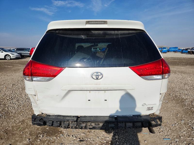 Photo 6 from auction – 2013 TOYOTA SIENNA with VIN 5TDDK3DC1DS065816