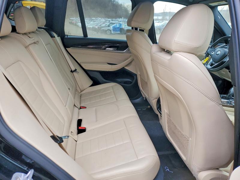 Photo 11 from auction – 2018 BMW X3 with VIN 5UXTR9C56JLC76750
