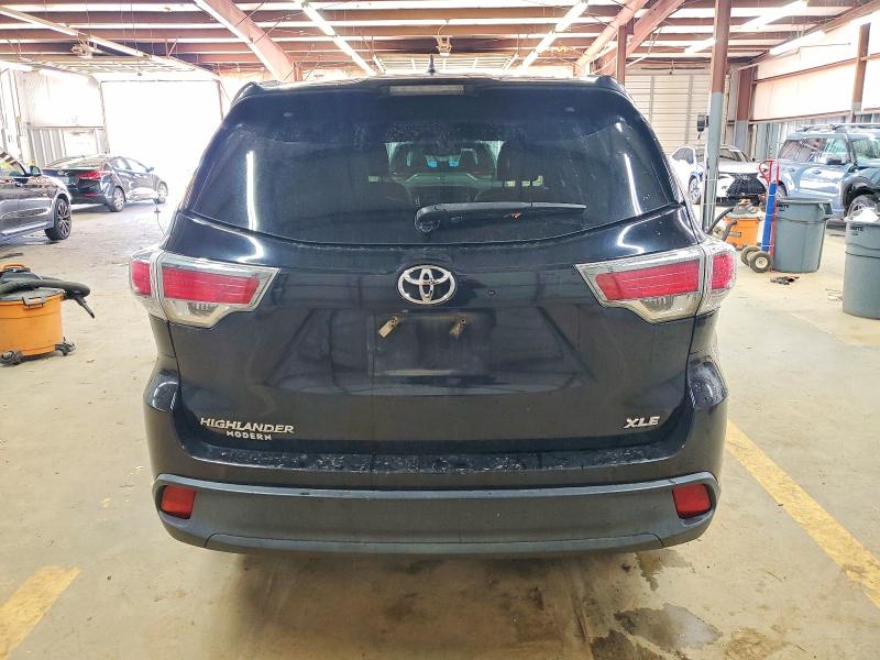 Photo 6 from auction – 2016 TOYOTA HIGHLANDER with VIN 5TDKKRFH4GS154691