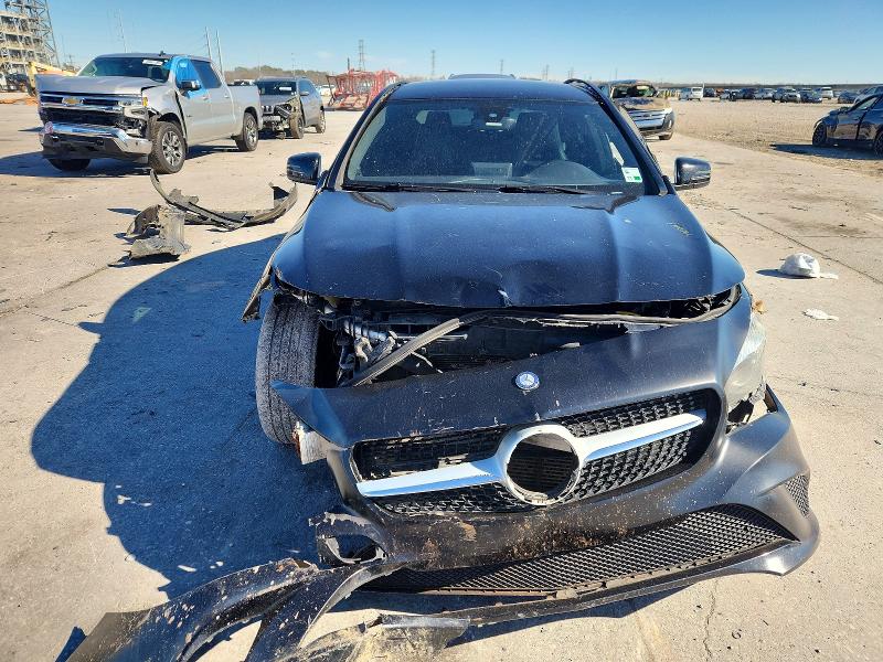 Photo 5 from auction – 2015 MERCEDES-BENZ CLA with VIN WDDSJ4EB0FN215046