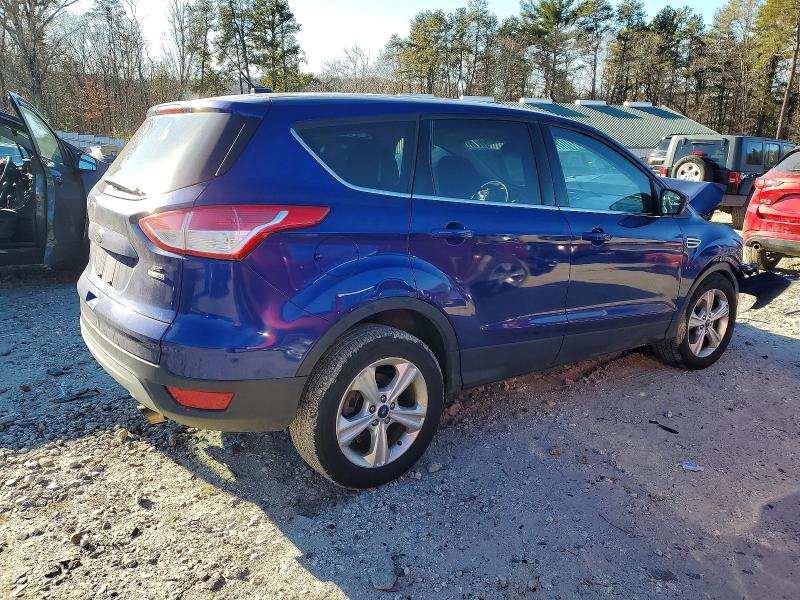 Photo 3 from auction – 2015 FORD ESCAPE SE with VIN 1FMCU9GX6FUC39445