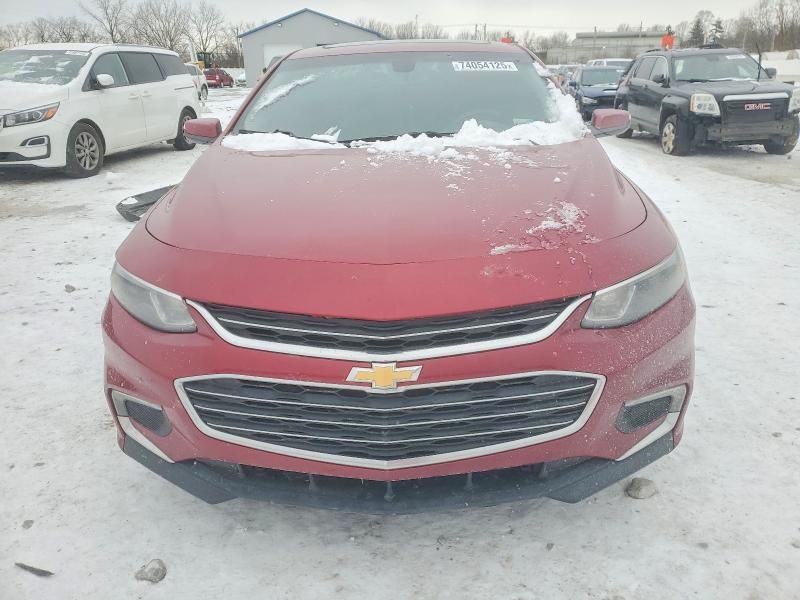 Photo 5 from auction – 2017 CHEVROLET MALIBU LT with VIN 1G1ZE5ST1HF231908
