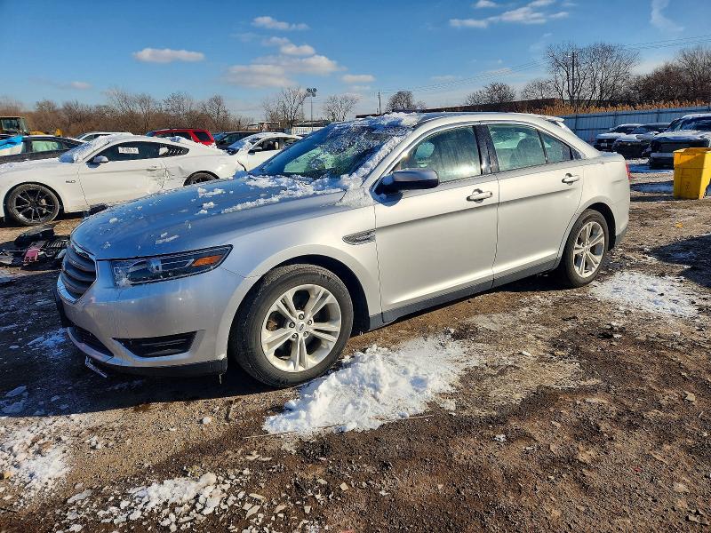 FORD TAURUS SEL 2018 with VIN 1FAHP2H88JG132183 - Photo from auction