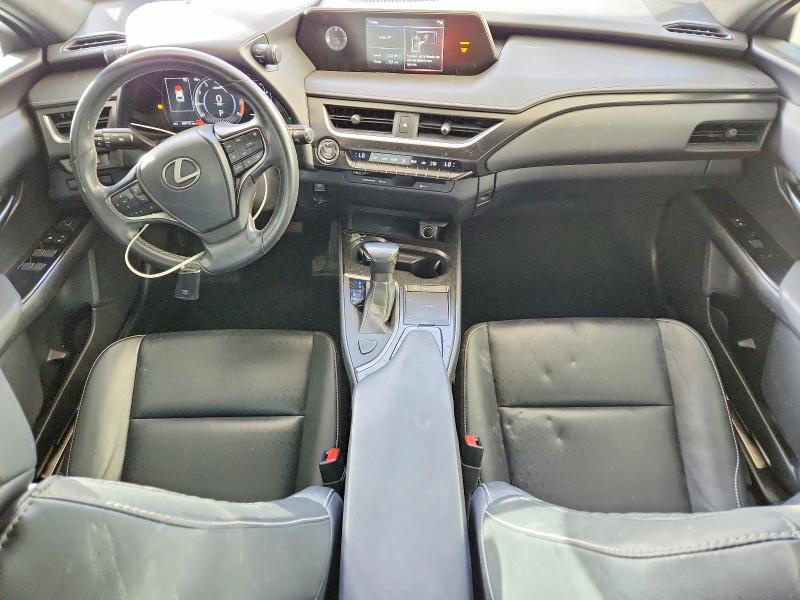 Photo 8 from auction – 2020 LEXUS UX with VIN JTHX3JBH5L2021125