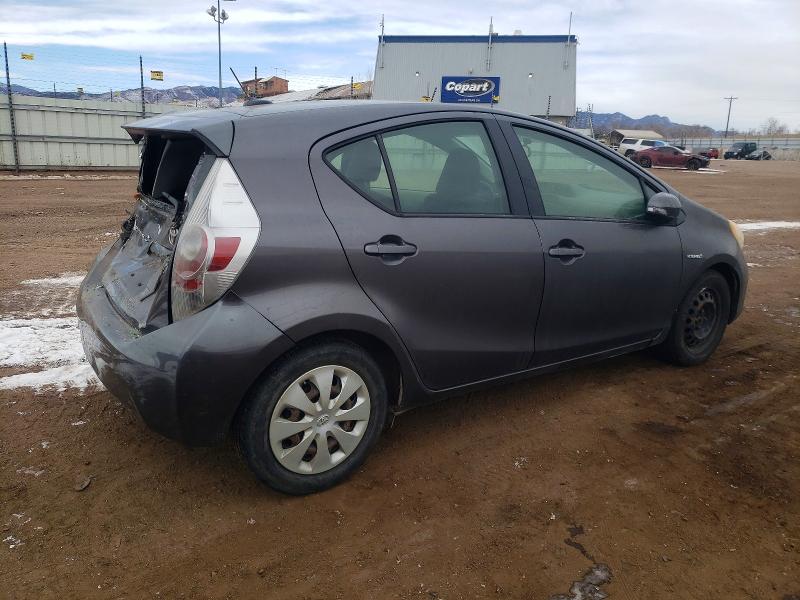Photo 3 from auction – 2013 TOYOTA PRIUS with VIN JTDKDTB31D1033708