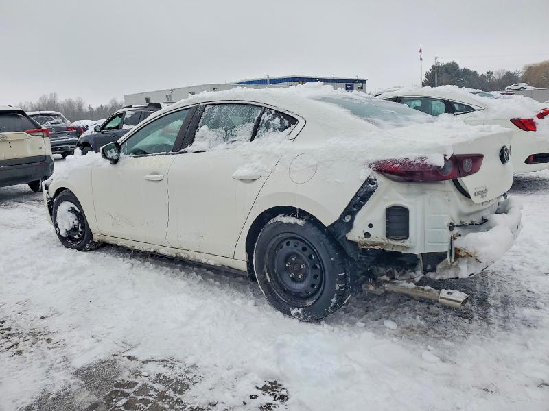 Photo 2 from auction – 2019 MAZDA 3 PREFERRE with VIN JM1BPBCM5K1125877