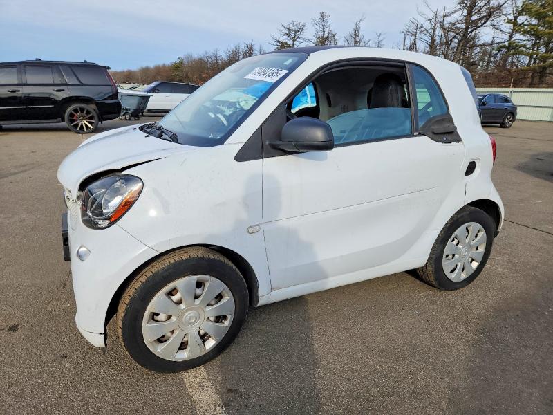SMART FORTWO 2016 with VIN WMEFJ5DA8GK103531 - Photo from auction
