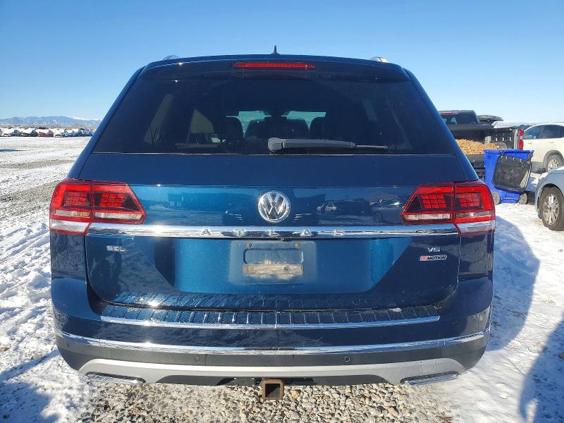 Photo 6 from auction – 2018 VOLKSWAGEN ATLAS with VIN 1V2NR2CA9JC514018