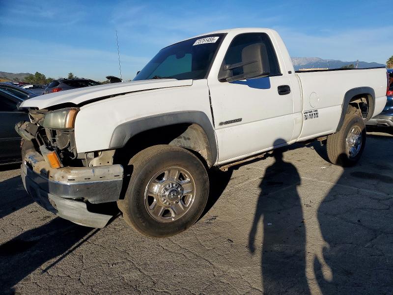 CHEVROLET 2500 2003 with VIN 1GCHC24U33E143969 - Photo from auction