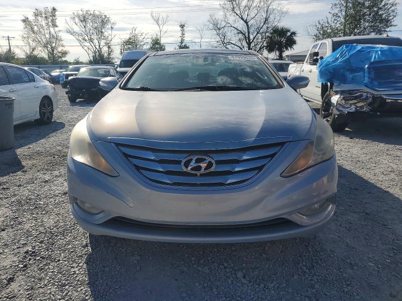 Photo 5 from auction – 2013 HYUNDAI SONATA with VIN 5NPEC4AC0DH646256