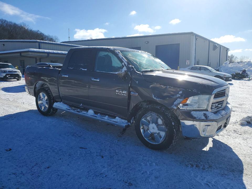 Photo 4 from auction – 2018 RAM 1500 SLT with VIN 3C6RR7LT8JG198200