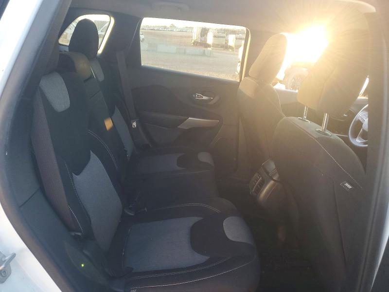Photo 11 from auction – 2018 JEEP CHEROKEE with VIN 1C4PJLCB9JD566419