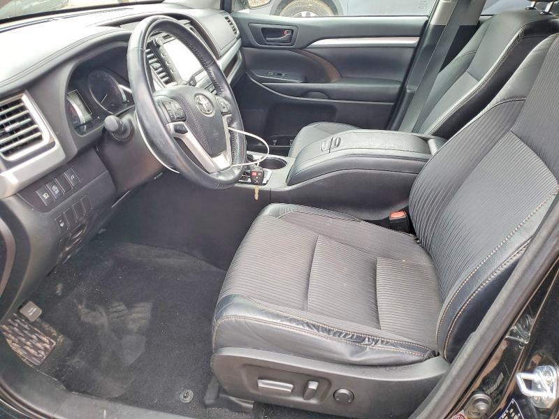 Photo 7 from auction – 2017 TOYOTA HIGHLANDER with VIN 5TDBZRFH3HS473884