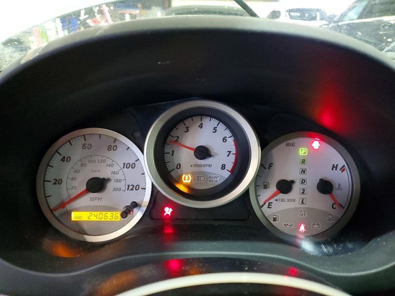 Photo 9 from auction – 2005 TOYOTA RAV4 with VIN JTEHD20V950061445
