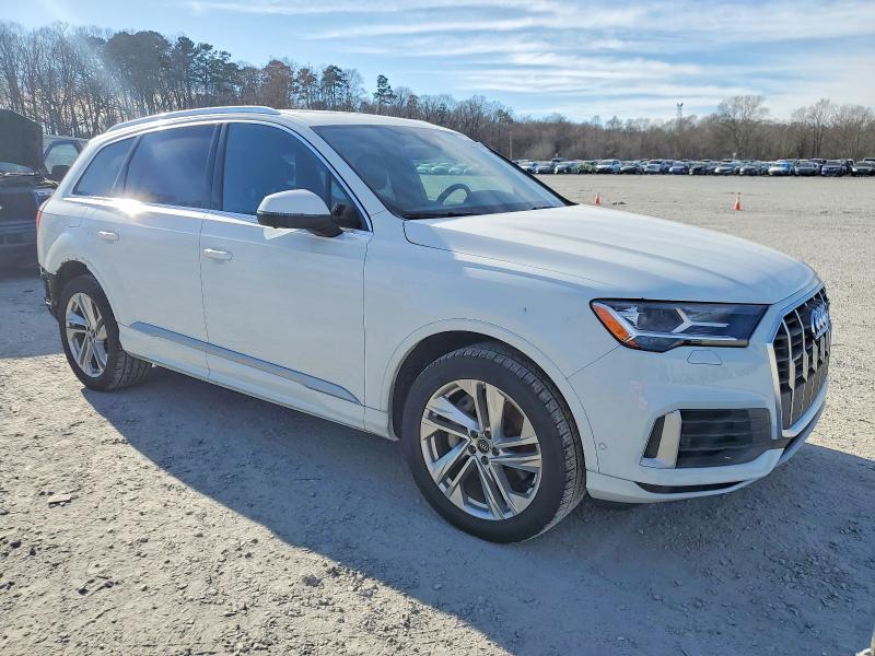 Photo 4 from auction – 2021 AUDI Q7 PREMIUM with VIN WA1LXAF70MD040154