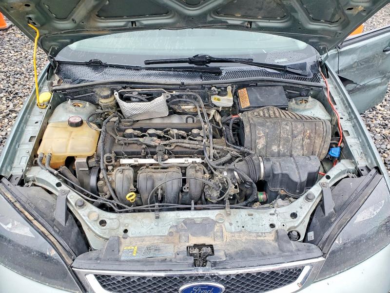 Photo 11 from auction – 2005 FORD FOCUS ZX5 with VIN 3FAFP37N25R102387