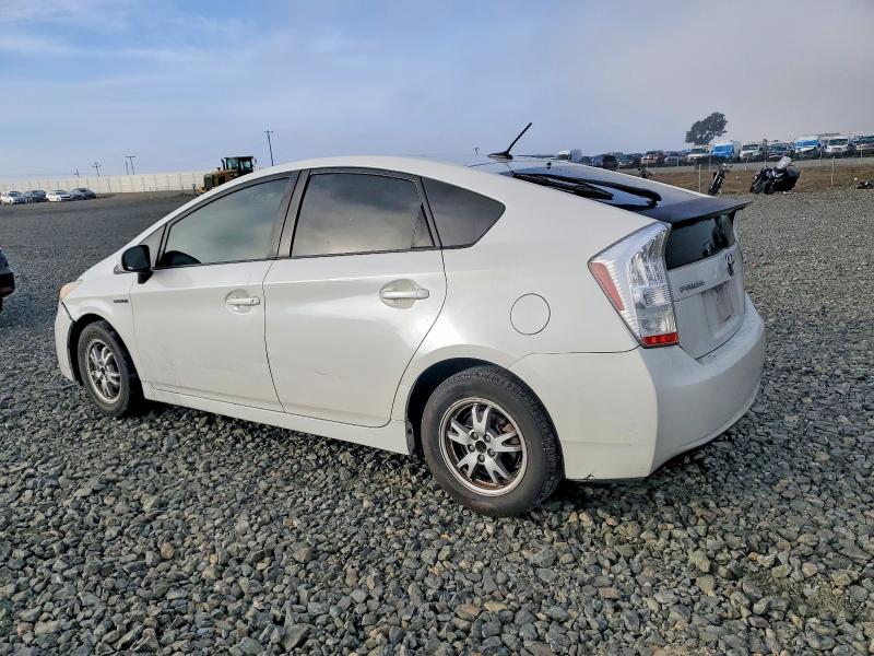 Photo 2 from auction – 2010 TOYOTA PRIUS with VIN JTDKN3DU8A0142946
