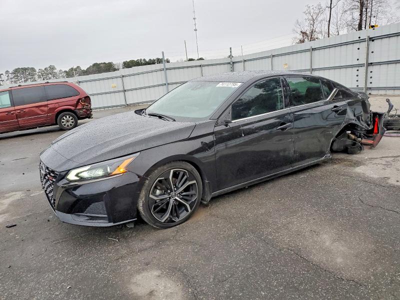 NISSAN ALTIMA 2023 with VIN 1N4BL4CV9PN301951 - Photo from auction