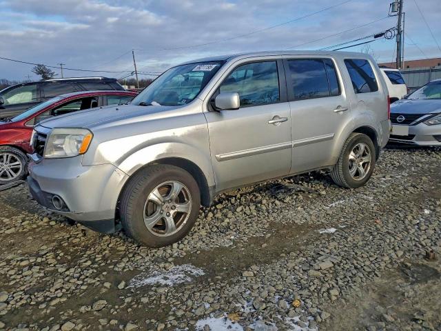 HONDA PILOT EX 2013 with VIN 5FNYF4H47DB055763 - Photo from auction