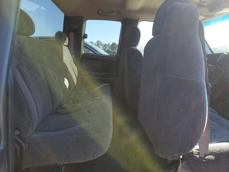 Photo 10 from auction – 1999 CHEVROLET SILVERADO with VIN 2GCEC19T4X1178735
