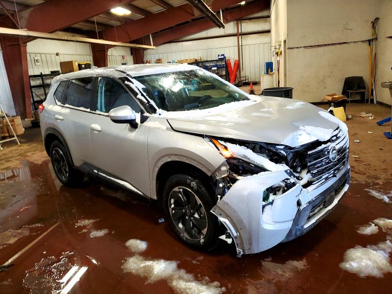 Photo 4 from auction – 2025 NISSAN ROUGUE with VIN 5N1BT3BB4SC779447