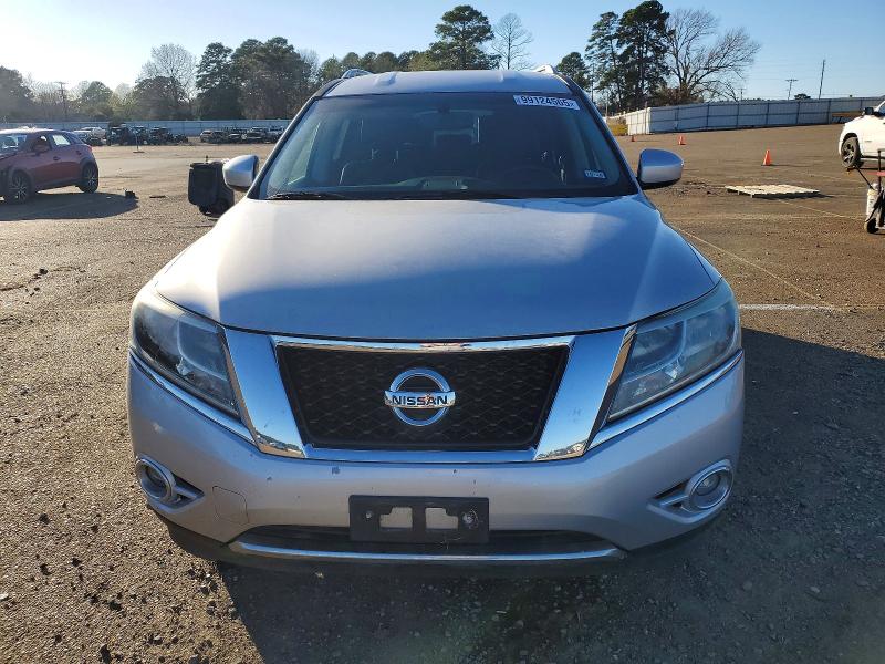 Photo 5 from auction – 2015 NISSAN PATHFINDER with VIN 5N1AR2MN6FC626196