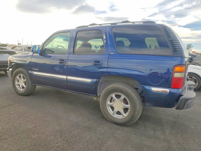 Photo 2 from auction – 2002 GMC YUKON with VIN 1GKEC13V62R220594