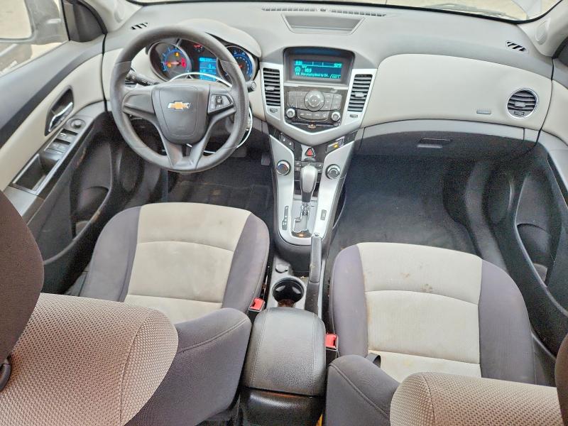 Photo 8 from auction – 2014 CHEVROLET CRUZE LS with VIN 1G1PA5SG4E7138795