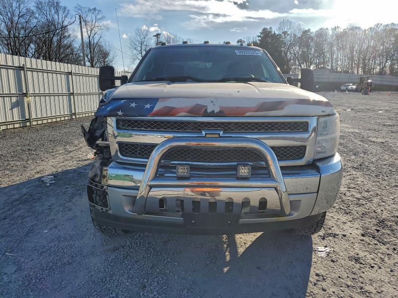 Photo 5 from auction – 2013 CHEVROLET SILVERADO with VIN 1GCRKSE74DZ328722