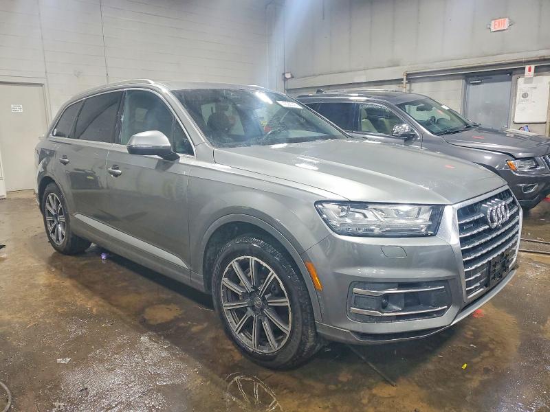 Photo 4 from auction – 2017 AUDI Q7 PREMIUM with VIN WA1LAAF71HD005419