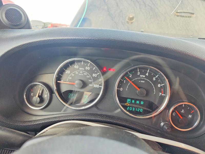 Photo 9 from auction – 2014 JEEP WRANGLER U with VIN 1C4BJWFG5EL291002