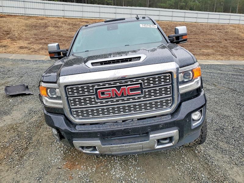 Photo 5 from auction – 2019 GMC SIERRA with VIN 1GT12SEY8KF204523
