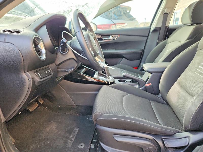 Photo 7 from auction – 2019 KIA FORTE with VIN 3KPF34AD4KE015217