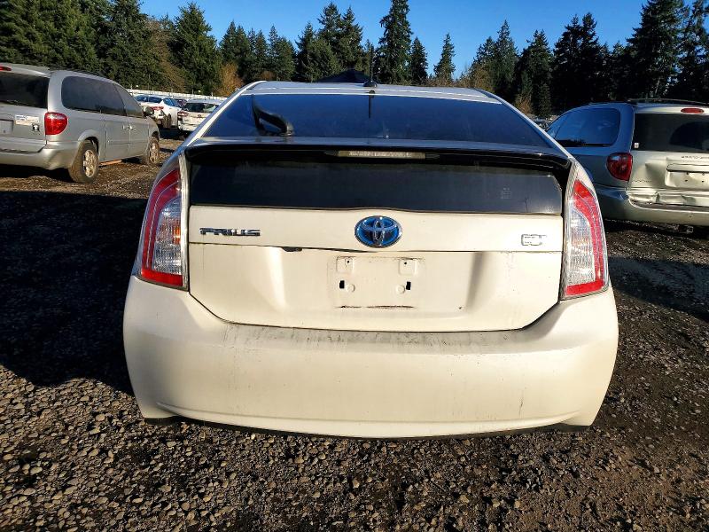 Photo 6 from auction – 2015 TOYOTA PRIUS with VIN JTDKN3DU6F0426812