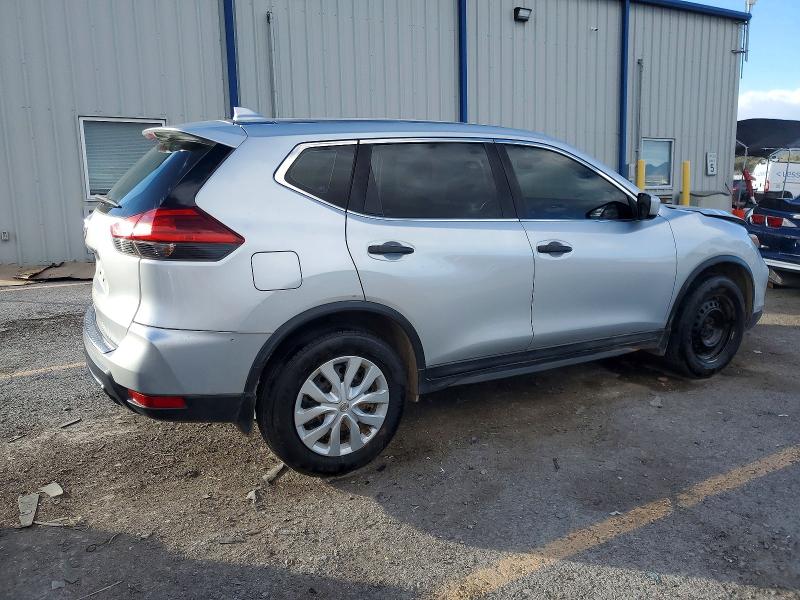 Photo 3 from auction – 2017 NISSAN ROGUE S with VIN KNMAT2MT1HP540651