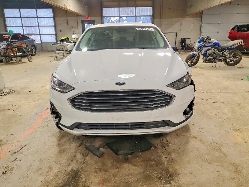 Photo 5 from auction – 2020 FORD FUSION with VIN 3FA6P0H71LR182051