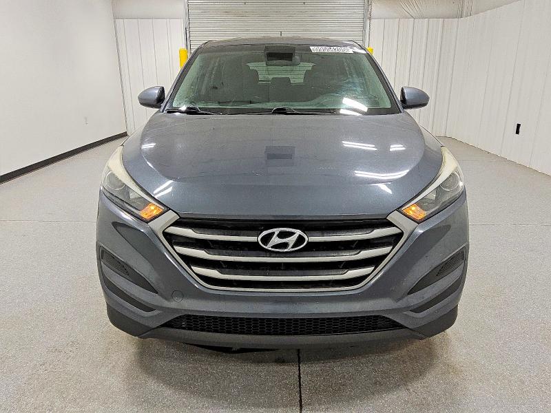 Photo 5 from auction – 2017 HYUNDAI TUCSON with VIN KM8J23A4XHU569147