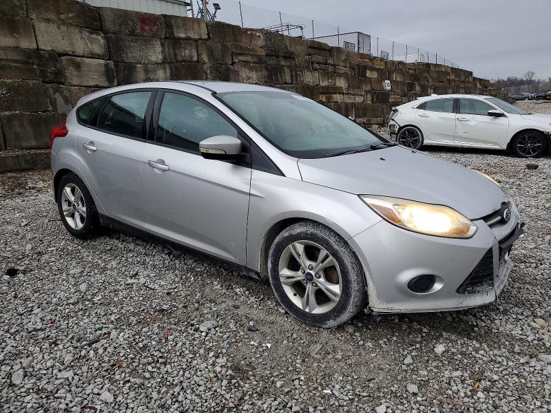 Photo 4 from auction – 2014 FORD FOCUS SE with VIN 1FADP3K28EL188131