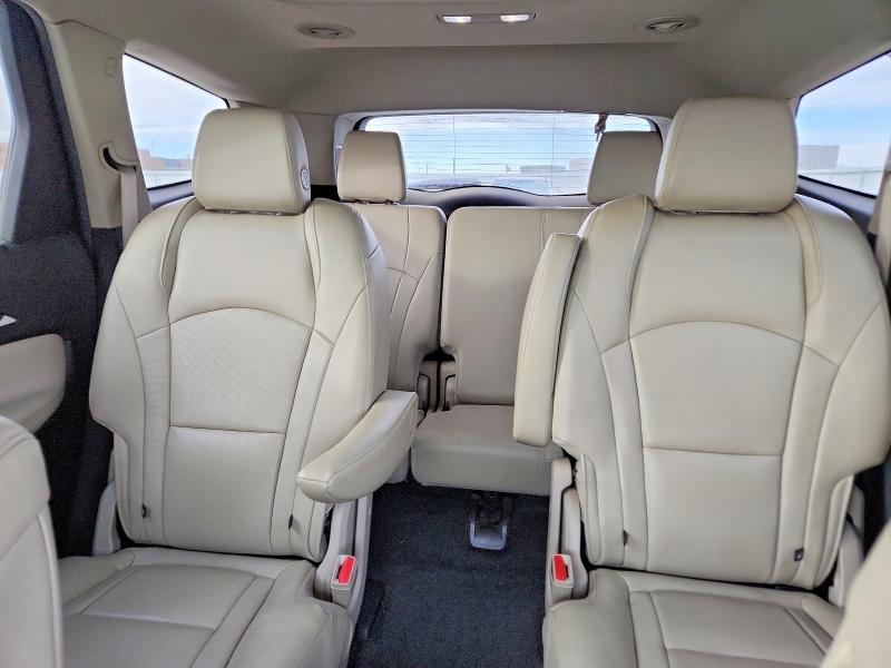 Photo 10 from auction – 2018 BUICK ENCLAVE PR with VIN 5GAEVBKW4JJ184957