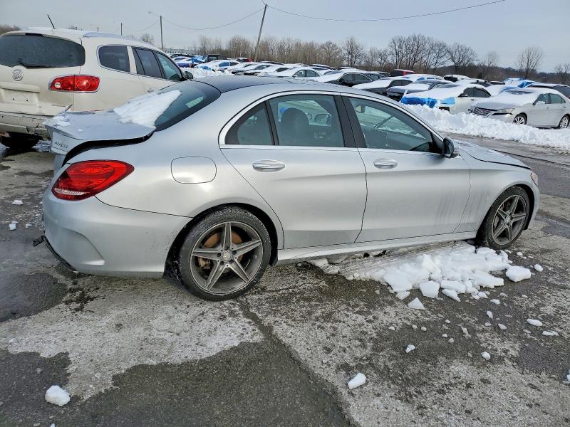 Photo 3 from auction – 2016 MERCEDES-BENZ C 300 4MAT with VIN WDDWF4KB2GR161119
