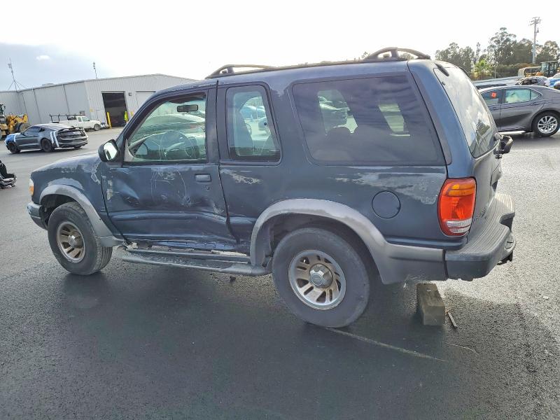 Photo 2 from auction – 1999 FORD EXPLORER with VIN 1FMYU22E5XUA15054