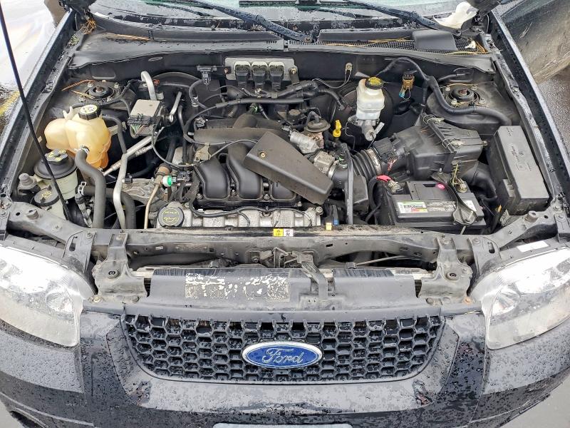 Photo 11 from auction – 2006 FORD ESCAPE LIM with VIN 1FMCU94186KA86014