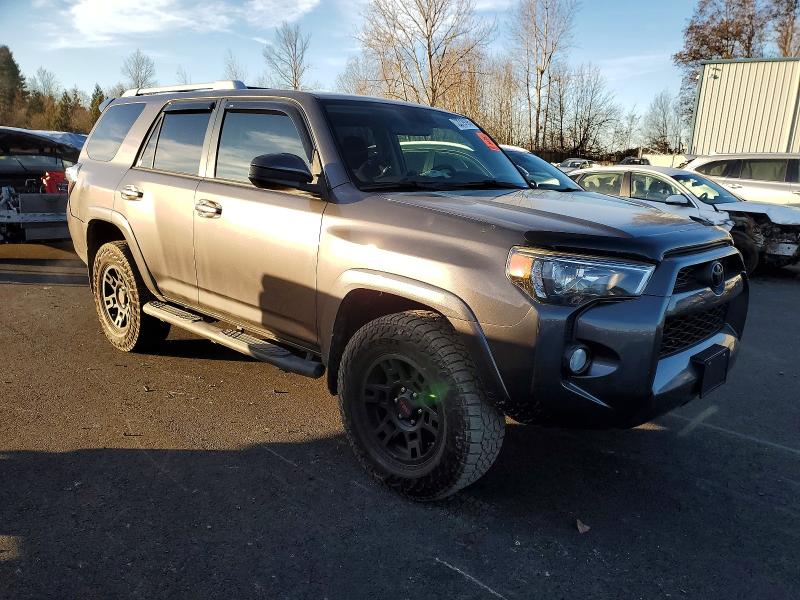 صورة رقم 4 من المزاد - 2017 TOYOTA 4RUNNER مع VIN JTEBU5JR3H5454972
