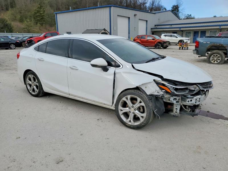 Photo 4 from auction – 2017 CHEVROLET CRUZE PREM with VIN 1G1BF5SM3H7264460