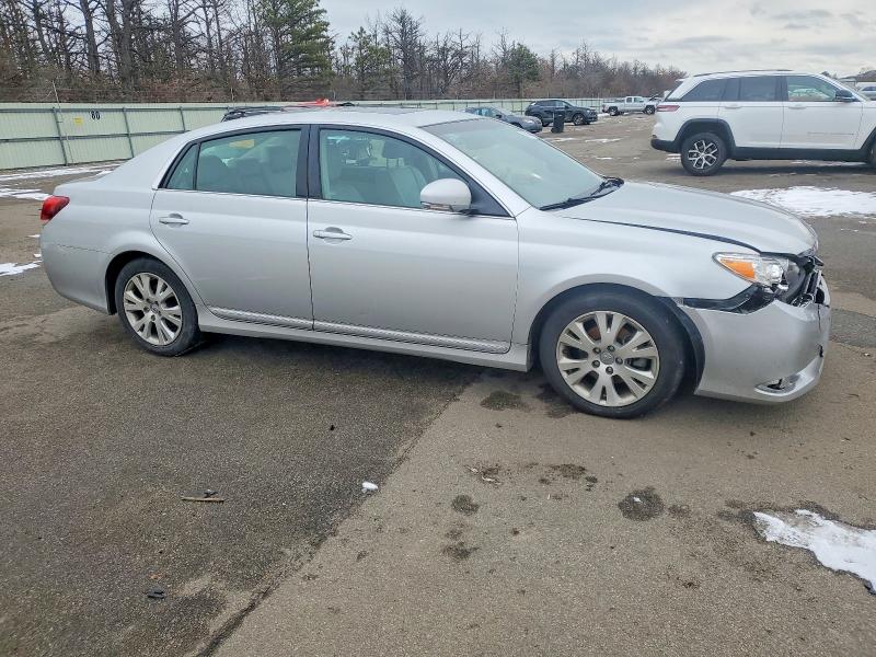 Photo 4 from auction – 2011 TOYOTA AVALON BAS with VIN 4T1BK3DB6BU371753