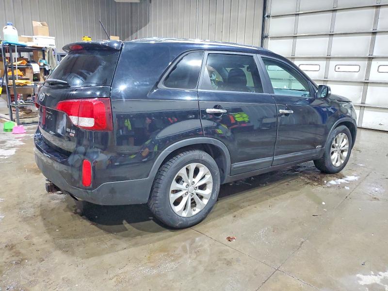 Photo 3 from auction – 2014 KIA SORENTO EX with VIN 5XYKUDA72EG539172