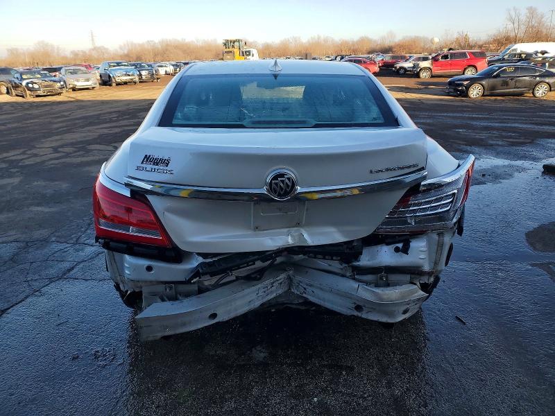 Photo 6 from auction – 2015 BUICK LACROSSE with VIN 1G4GB5G32FF179875