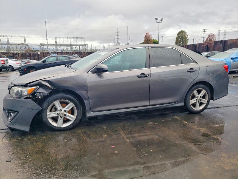 TOYOTA CAMRY 2003 with VIN 4T1BF1FK0DU643447 - Photo from auction