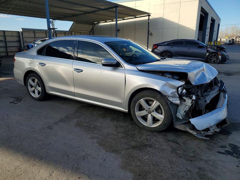 Photo 4 from auction – 2013 VOLKSWAGEN PASSAT with VIN 1VWBN7A38DC072898