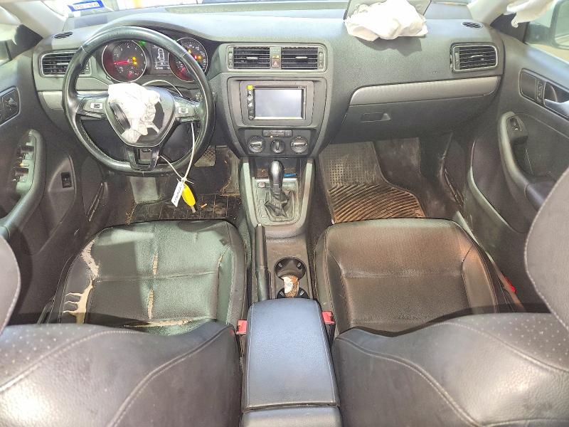 Photo 8 from auction – 2017 VOLKSWAGEN JETTA with VIN 3VWDB7AJ5HM290284